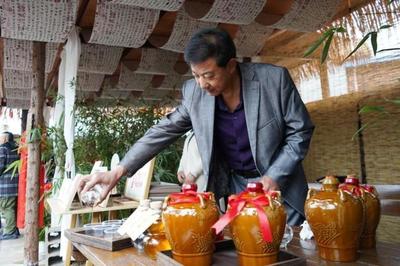 濟南市鋼城區(qū)顏莊街道首屆非遺游園會暨瀾頭古村非遺文創(chuàng)園正式開園